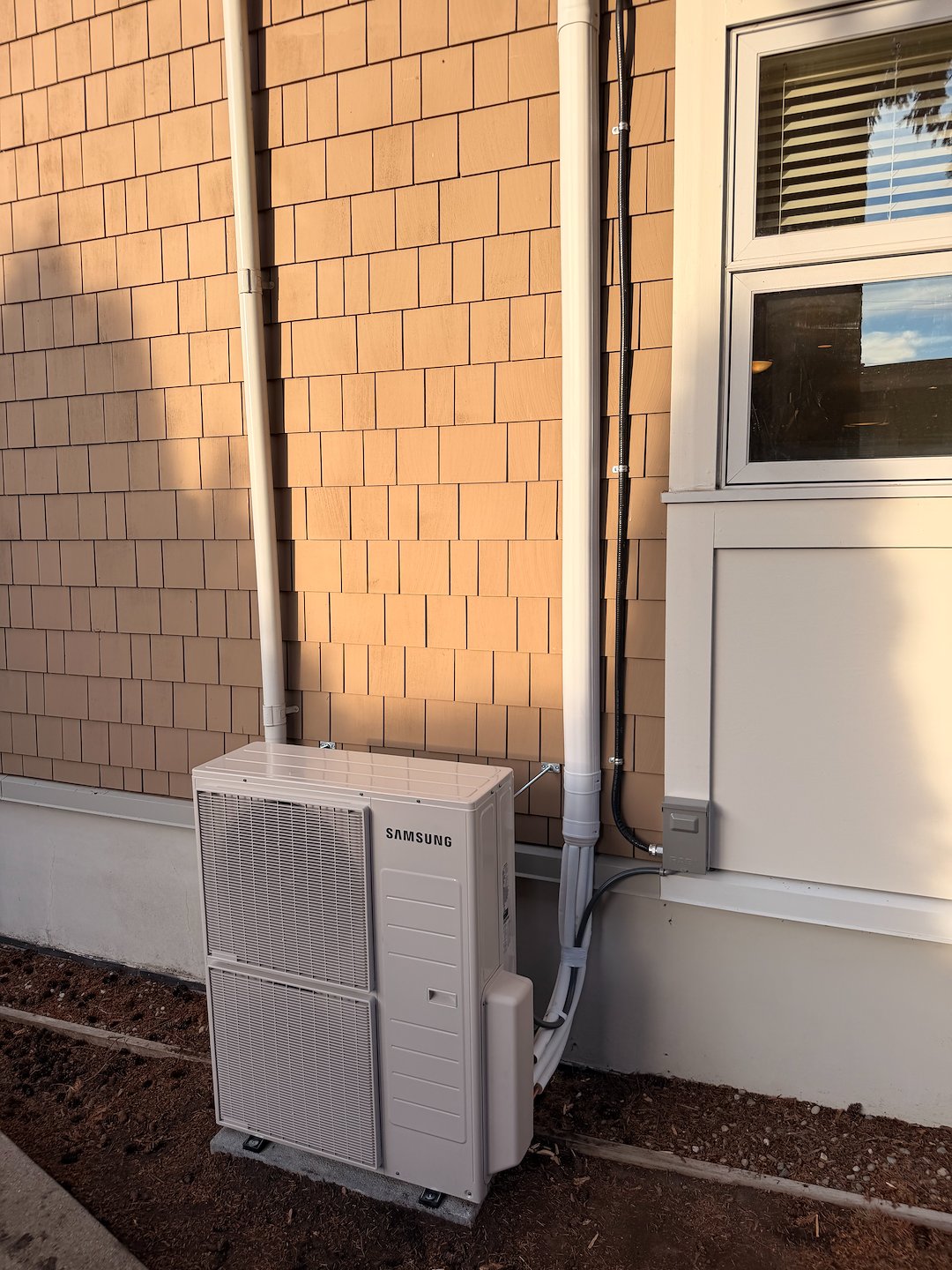  Samsung 3-Head Ductless AC Installation - Commercial Kitchen Cooling for Non Profit, Abbotsford