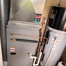 Heat-Pump-System-Heat-Pump-Water-Heater-Installation-Mission-BC-CleanBC-Energy-Savings-Rebates 0